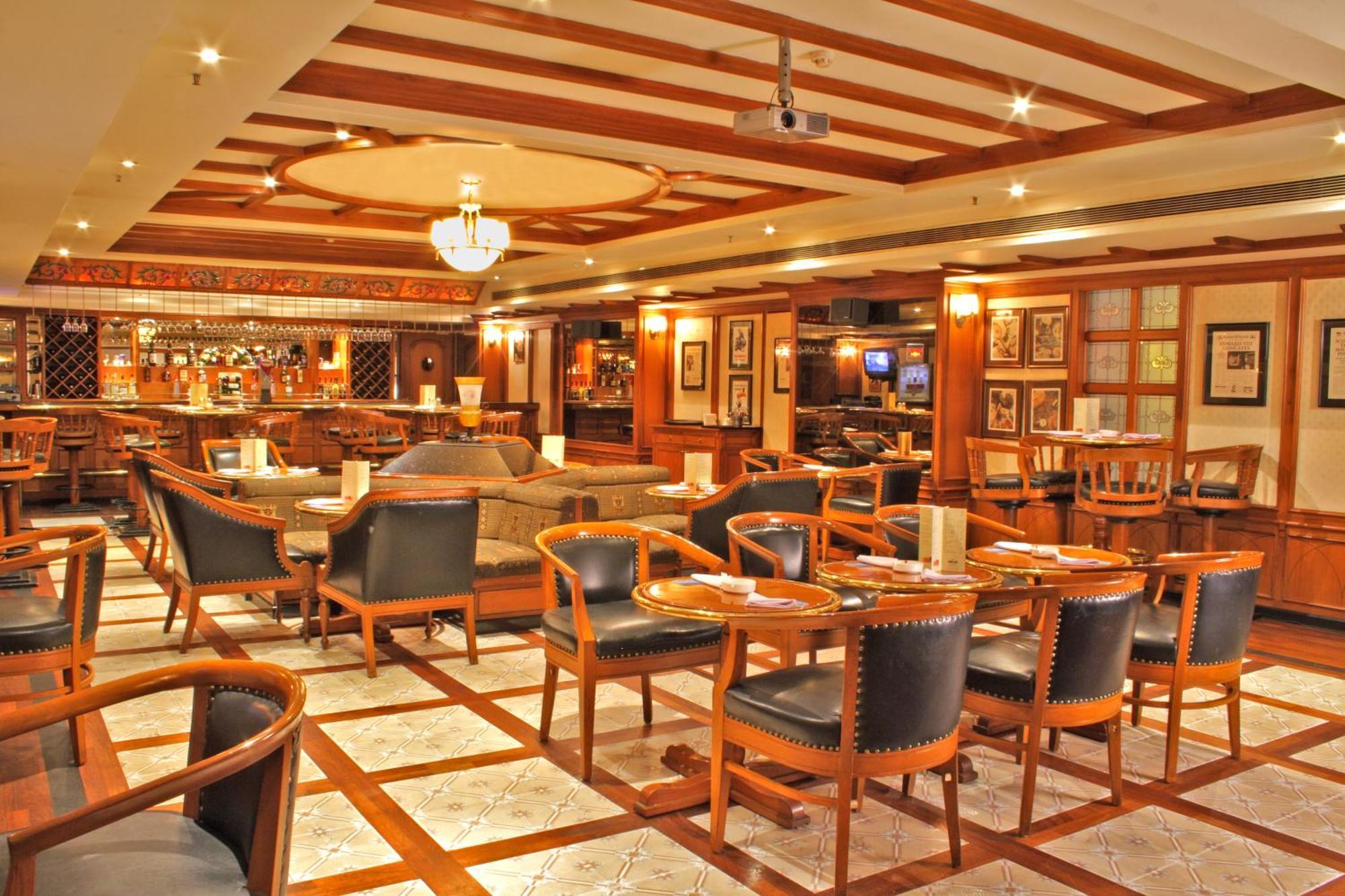 Aditya Park-A Sarovar Portico Hotel Hyderabad Exterior foto